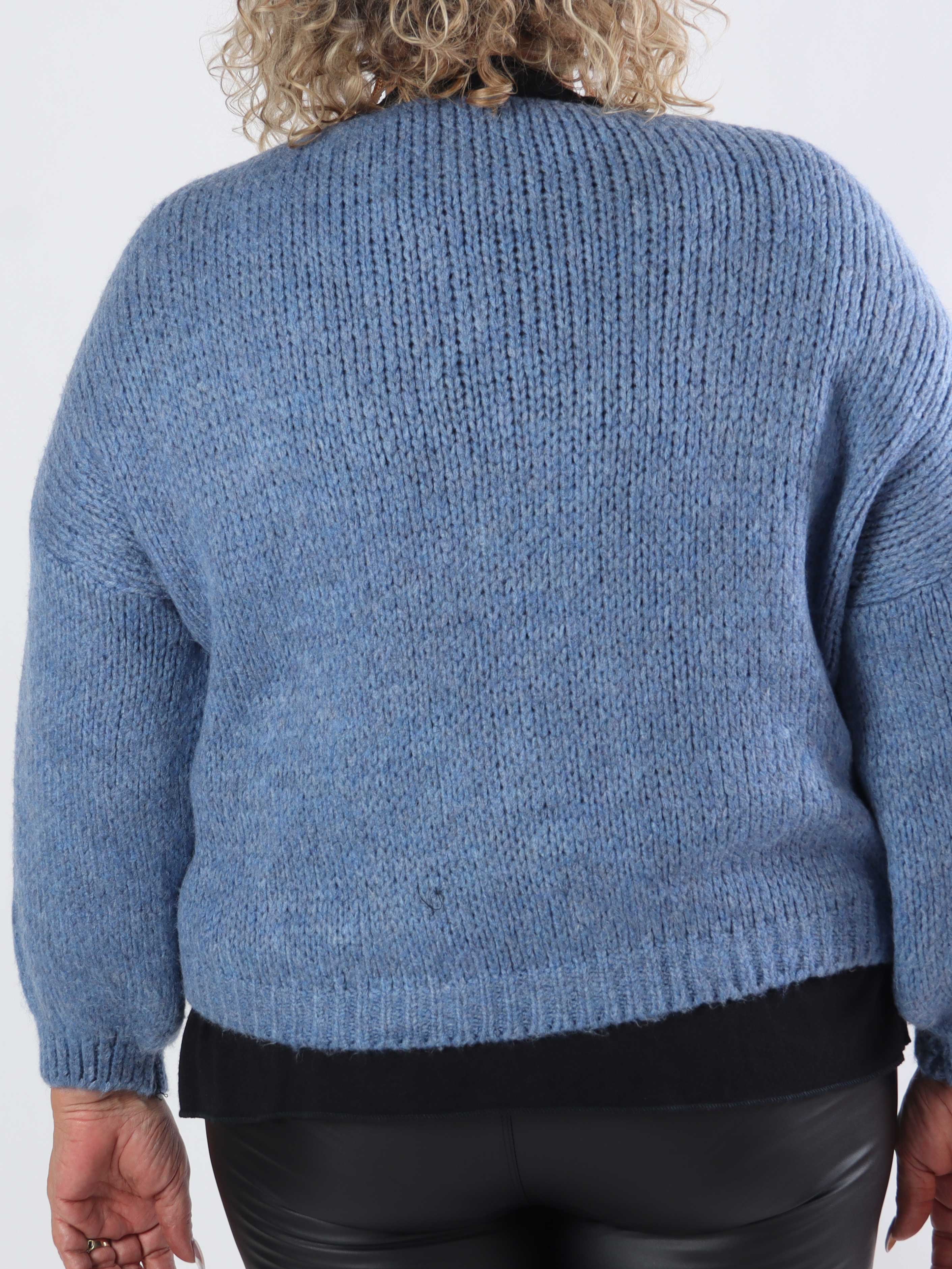 Kimberly - Söt stickad kofta i plusstorlek med rosetter